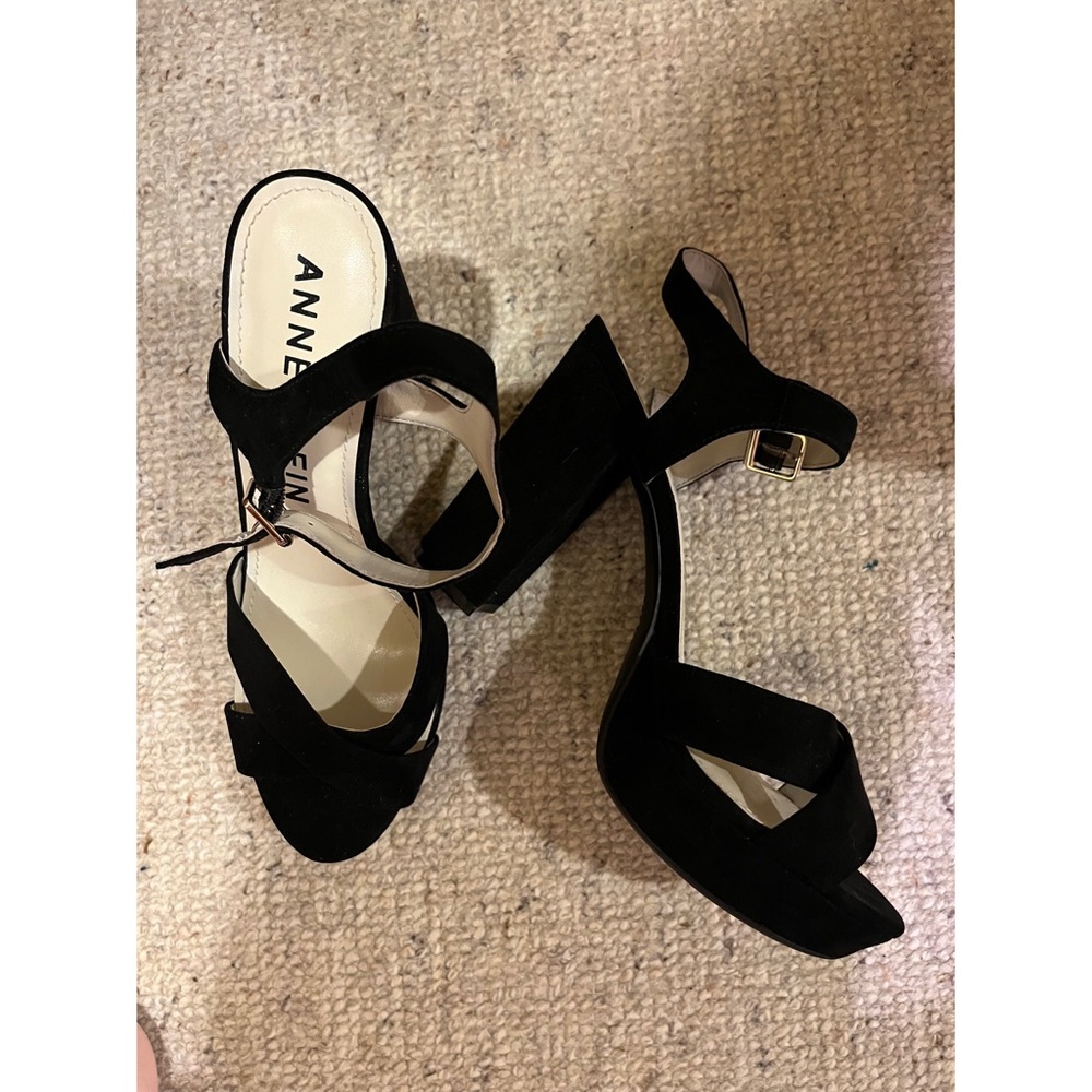 Anne Klein black chunky heel